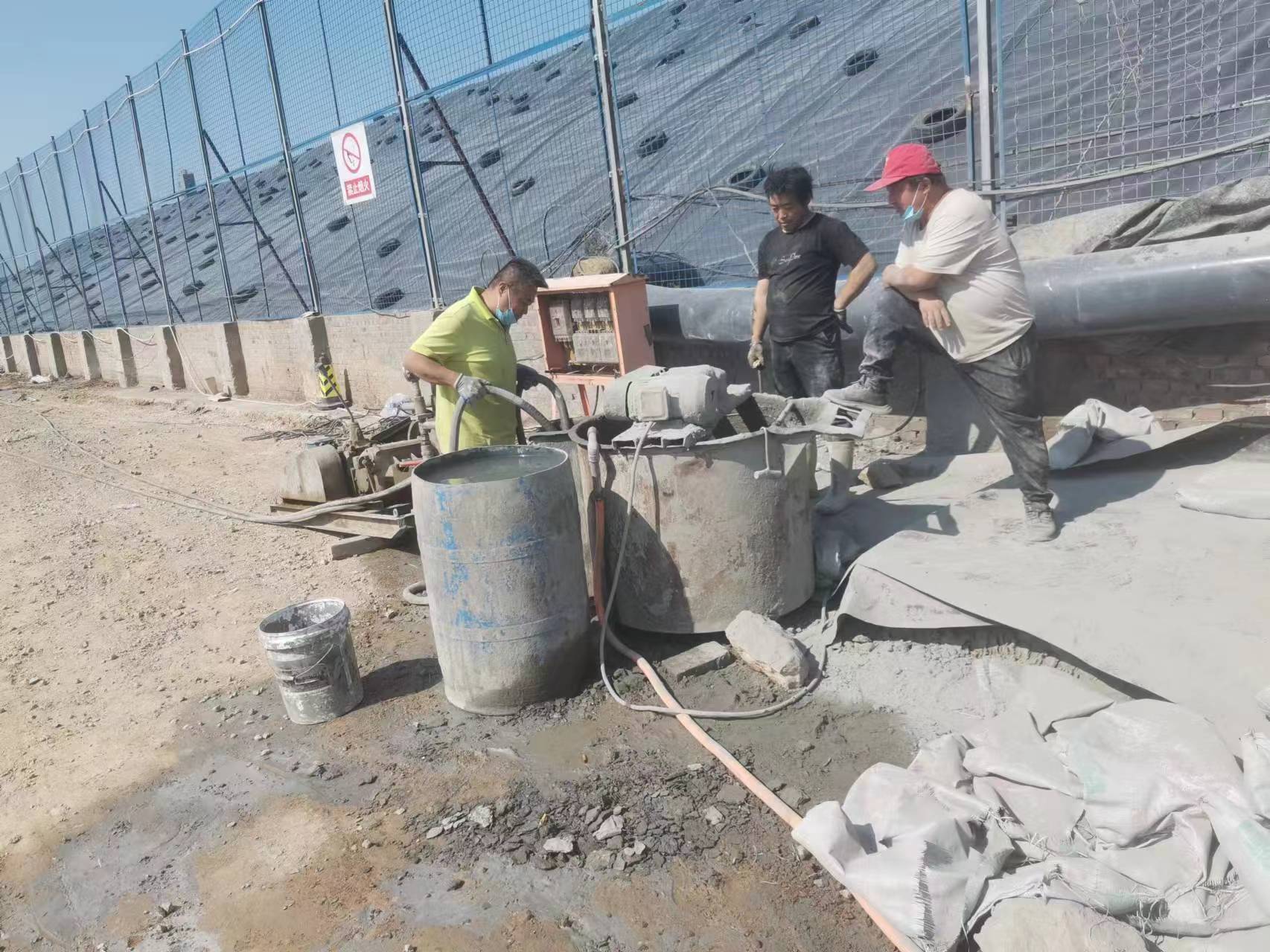 雨城袖阀管注浆